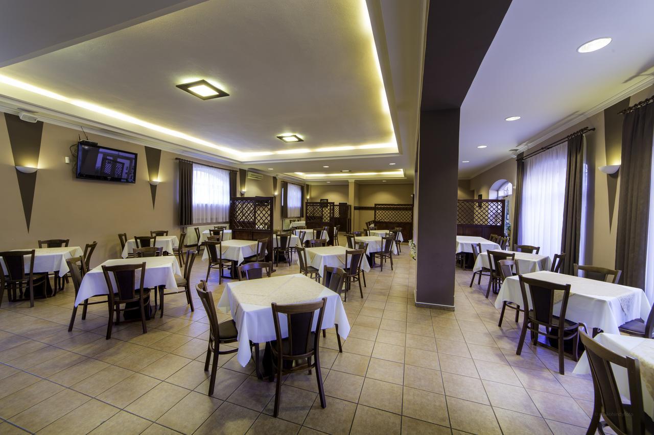 Hotel Villa Romaine Sahy Zewnętrze zdjęcie