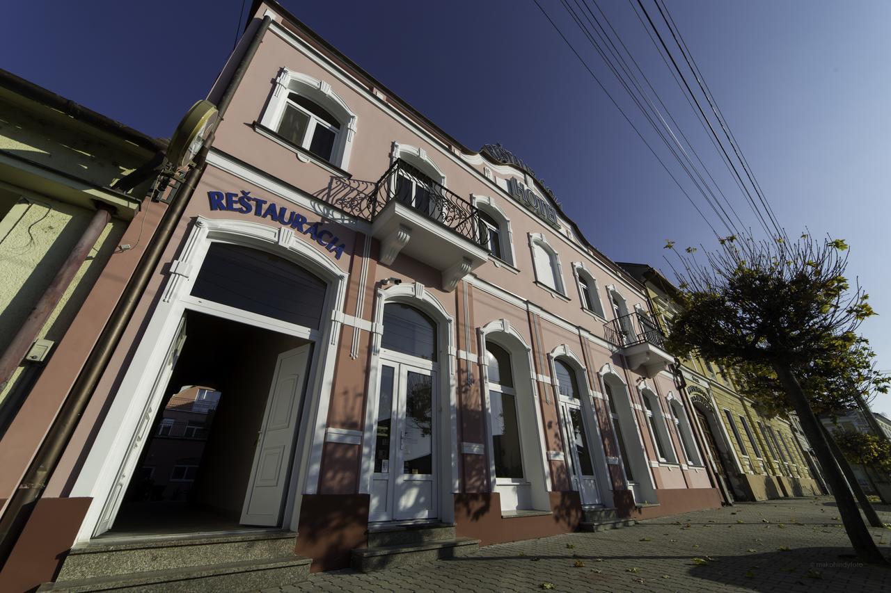 Hotel Villa Romaine Sahy Zewnętrze zdjęcie
